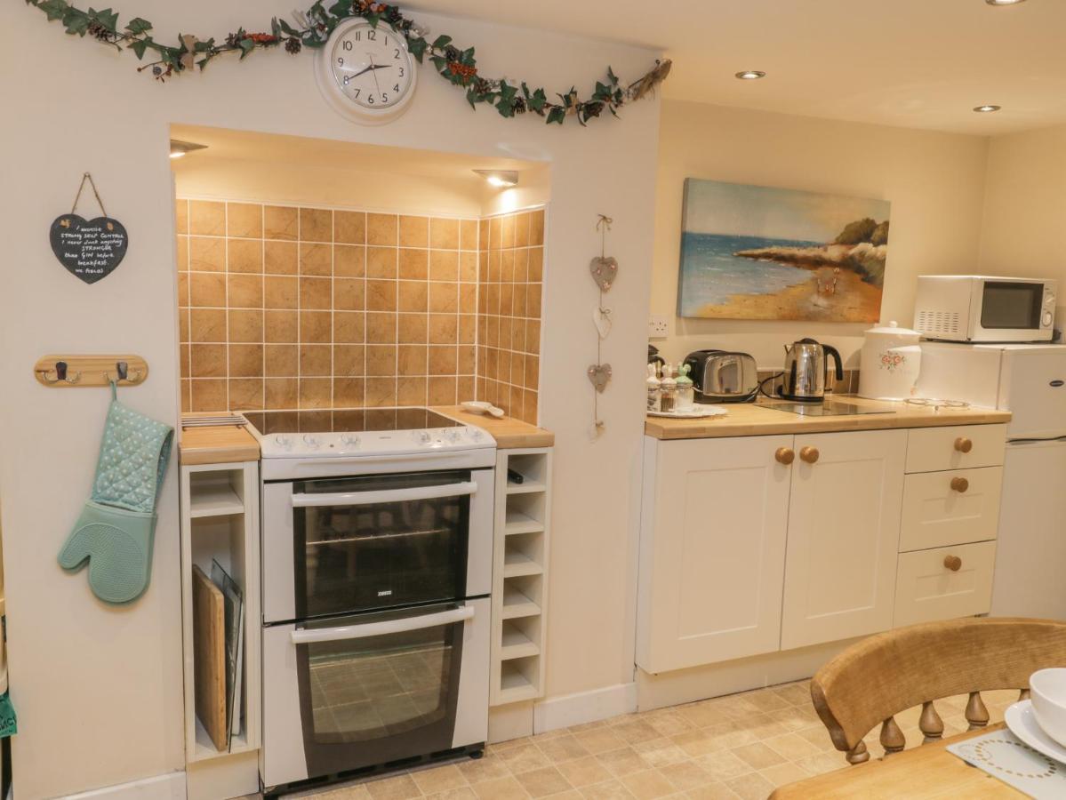 Robins Nest Apartment Whitby Bagian luar foto